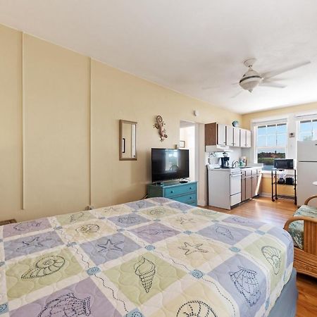 Sun N Fun Beachfront Vacation Rentals インディアン・ショアーズ エクステリア 写真